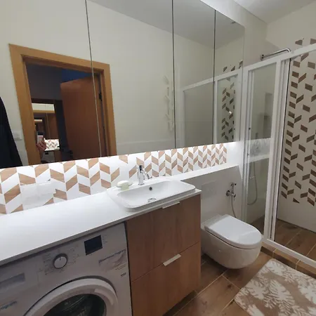 With Terrace 维尔纽斯